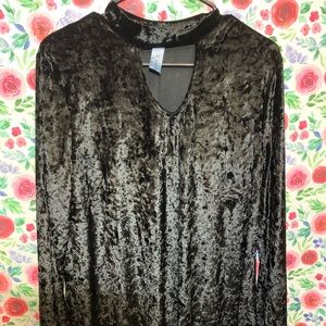 Black velvet dress